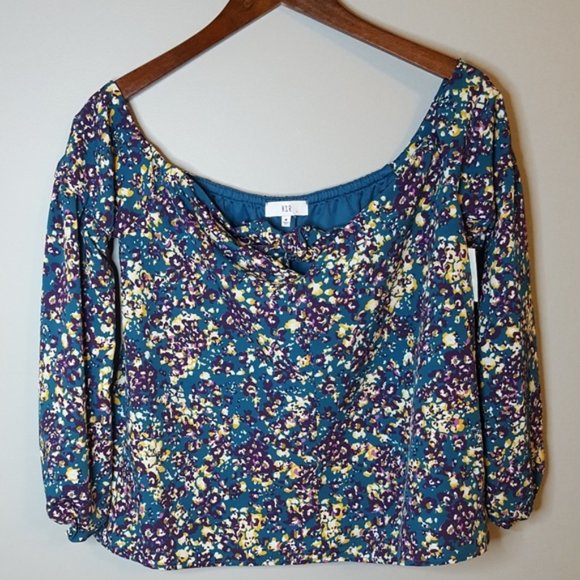 NSR Off The Shoulder Top - Picture 2 of 3
